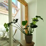 Goldene Pastete - Boutique Center *